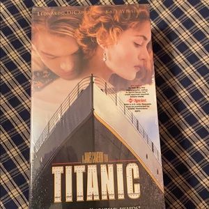1997 Titanic VHS 2 tape set